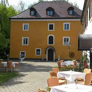 3* Hotel Schloss